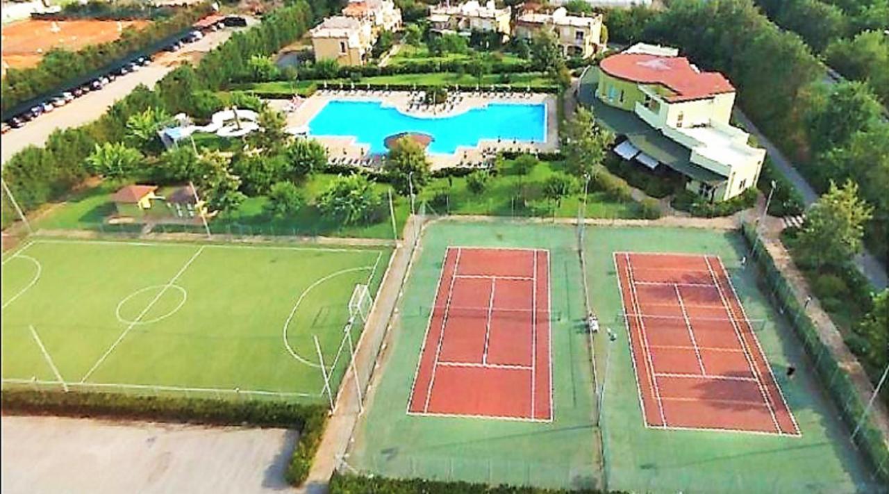 Pizzo Beach Club Apartment Exterior photo